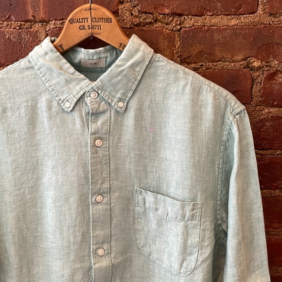 COPY - J. Crew linen shirt - Picture 2 of 7